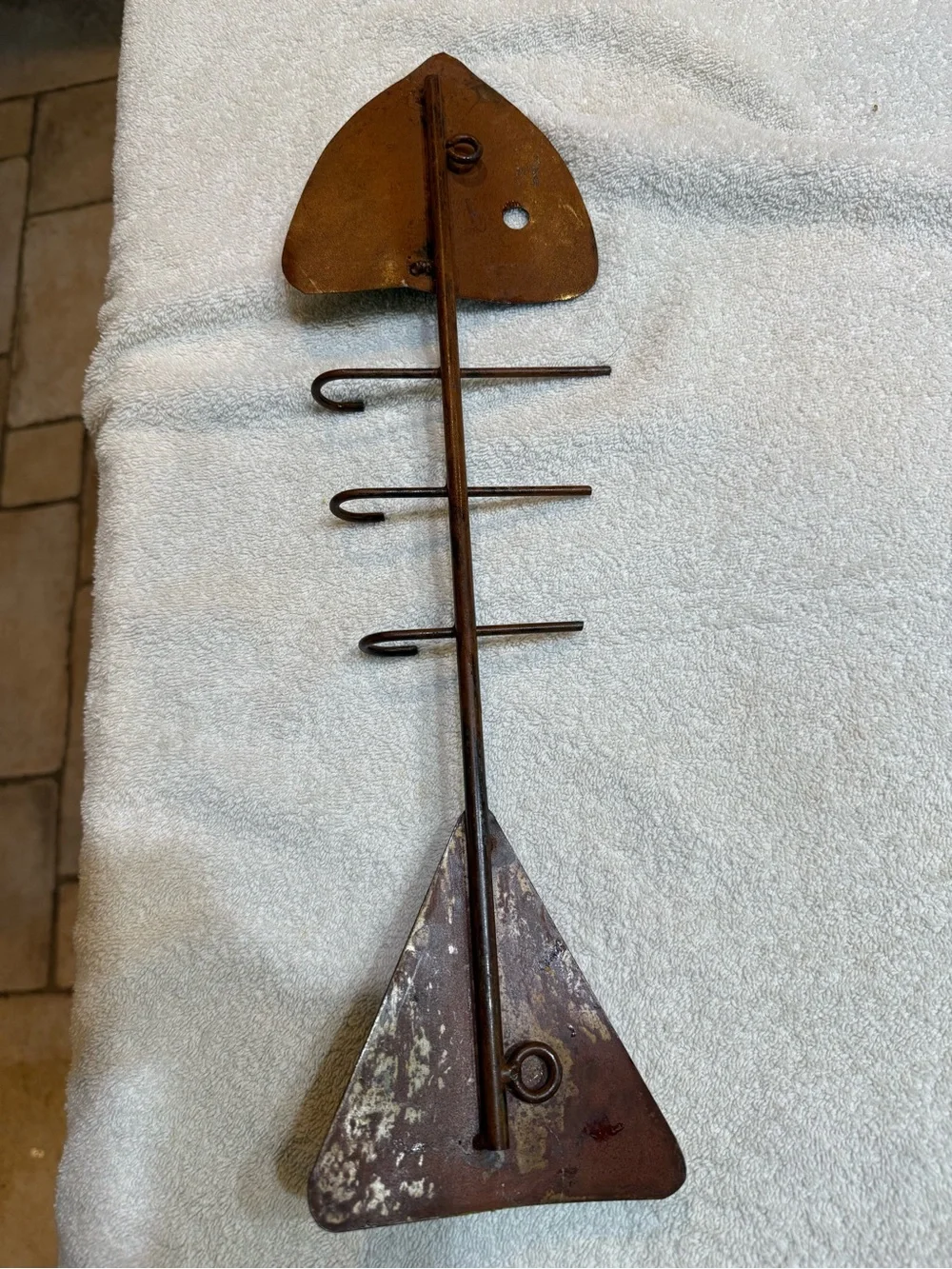 Primitive 🐠 FISH rack : Decor to hang keys / light items - Metal